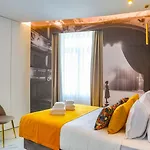 Arts By - De Charme