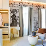 Arts By - De Charme 楼尔