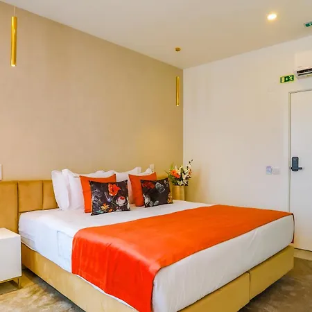 Hotel Arts By - De Charme *