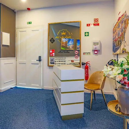Hotel Arts By - De Charme *
