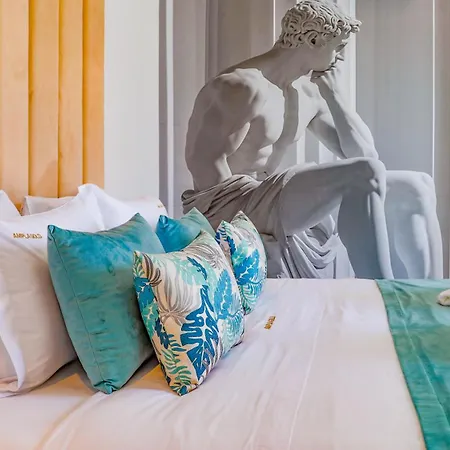 Hotel Arts By - De Charme