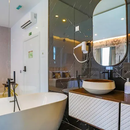 Arts By - De Charme *