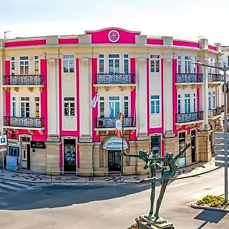 Hotel Arts By - De Charme *