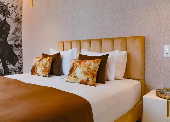 Hotel Arts By - De Charme *