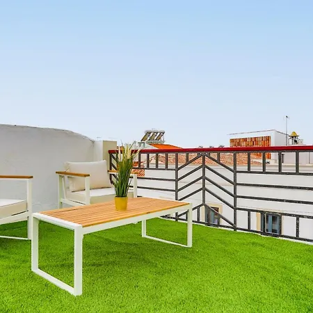 Hotel Arts By - De Charme