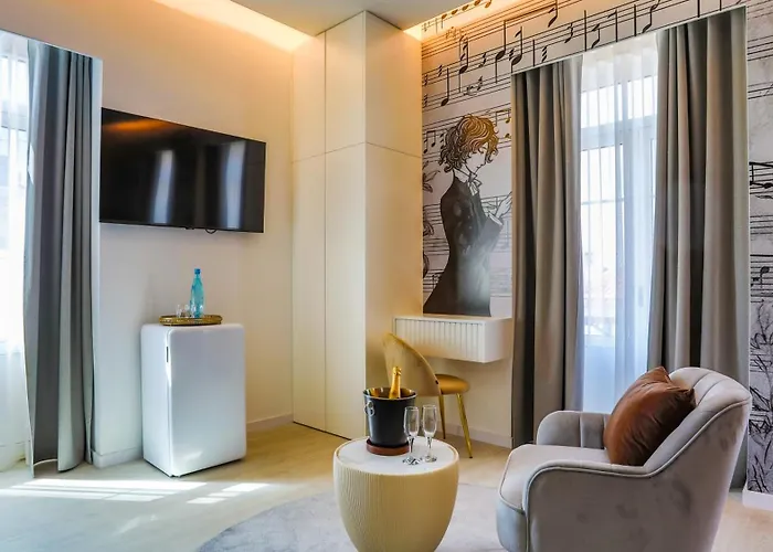 Arts By - De Charme Otel